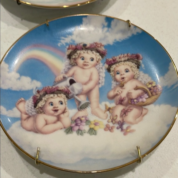 Dreamsicles Plate Collection Set of 4 Cherub Decorative Plates - Picture 2 of 6